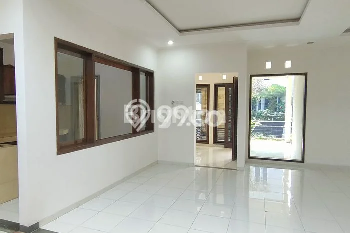 Rumah Minimalis 4 KT di Dago Bandung Semi Furnished Rumah Minimalis 4 KT di Dago Bandung Semi Furnished
