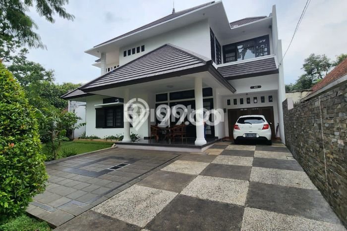 Dijual Rumah Premium dengan Fasilitas Sekitar Lengkap di Bandung Wetan, Bandung Dijual Rumah Premium dengan Fasilitas Sekitar Lengkap di Bandung Wetan, Bandung