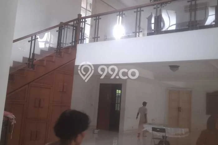 Rumah Elit Modern Tanpa Renovasi di Kalibata Jakarta Selatan Rumah Elit Modern Tanpa Renovasi di Kalibata Jakarta Selatan