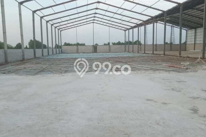 Gudang Disewa di Jakarta Utara dengan LB 5000m2 Area Komersial Ramai Gudang Disewa di Jakarta Utara dengan LB 5000m2 Area Komersial Ramai
