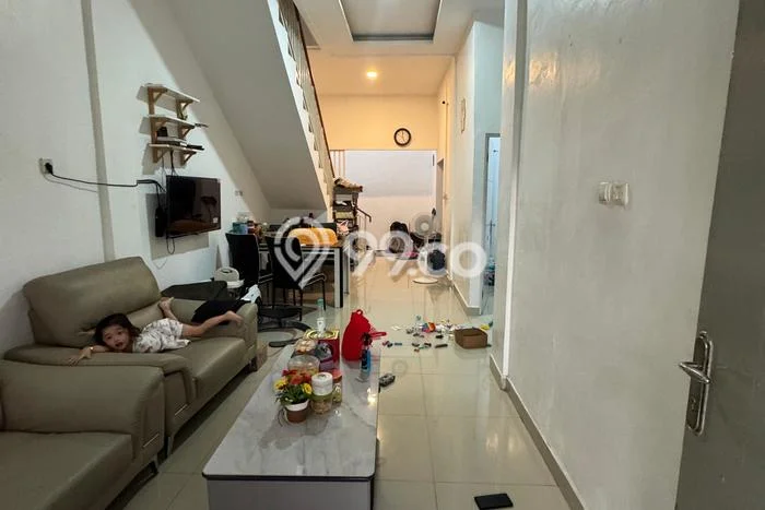 Dijual Cepat Rumah Favorit Siap Huni LB 160m2 di Curug, Tangerang Dijual Cepat Rumah Favorit Siap Huni LB 160m2 di Curug, Tangerang