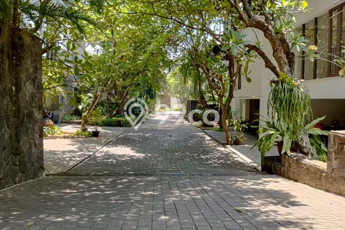 Rumah kawasan Antasari, Akses ke Pusat Kota, 4 KM, LT 300m² LB 200m² Rumah kawasan Antasari, Akses ke Pusat Kota, 4 KM, LT 300m² LB 200m²