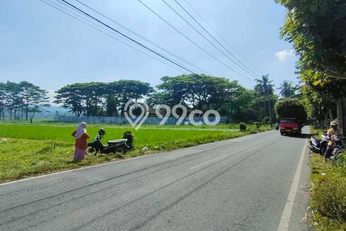 Untuk Dijual Tanah di Malang, Luas 2071m2 SHM Untuk Dijual Tanah di Malang, Luas 2071m2 SHM