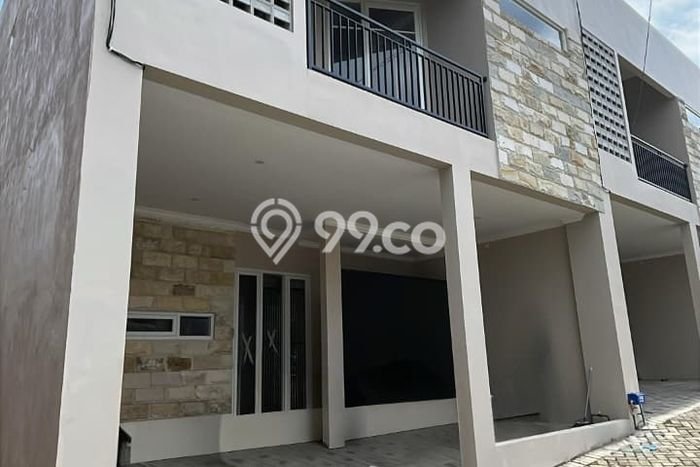 Hunian Cantik Modern Lb 160m2 di Lowokwaru, Malang Hunian Cantik Modern Lb 160m2 di Lowokwaru, Malang