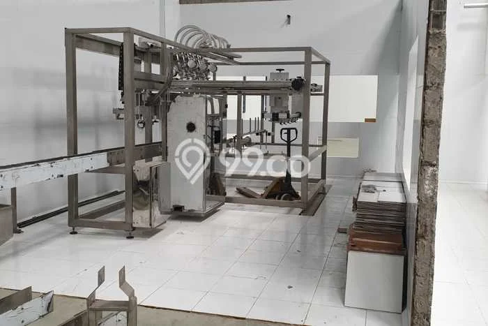 Unit Pabrik Dijual di Cidahu Sukabumi Luas Tanah 19000m2, Luas Bangunan 2436m2 Unit Pabrik Dijual di Cidahu Sukabumi Luas Tanah 19000m2, Luas Bangunan 2436m2