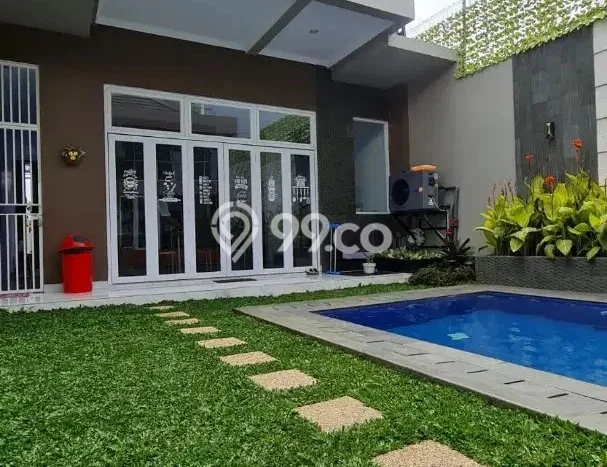 Rumah Mewah LB 256m2 Siap Pakai Desain Elegan di Setiabudi, Bandung Rumah Mewah LB 256m2 Siap Pakai Desain Elegan di Setiabudi, Bandung