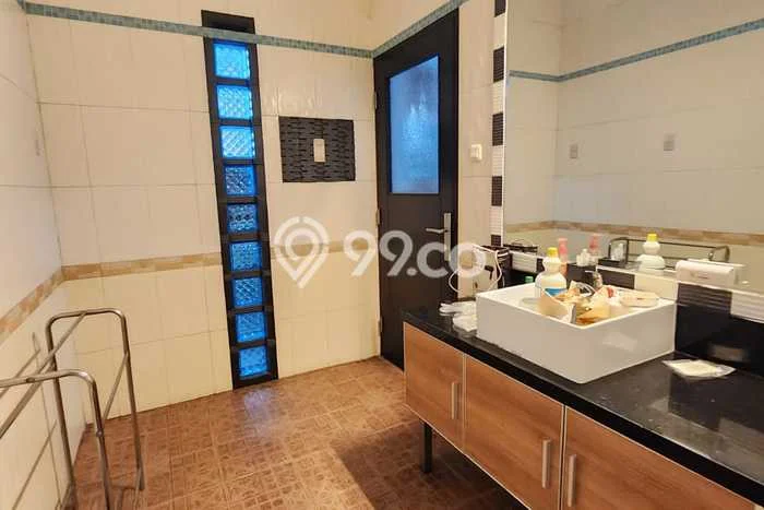 Best Deal Hunian Mewah Ideal dan Luas di Arcamanik, Bandung Best Deal Hunian Mewah Ideal dan Luas di Arcamanik, Bandung