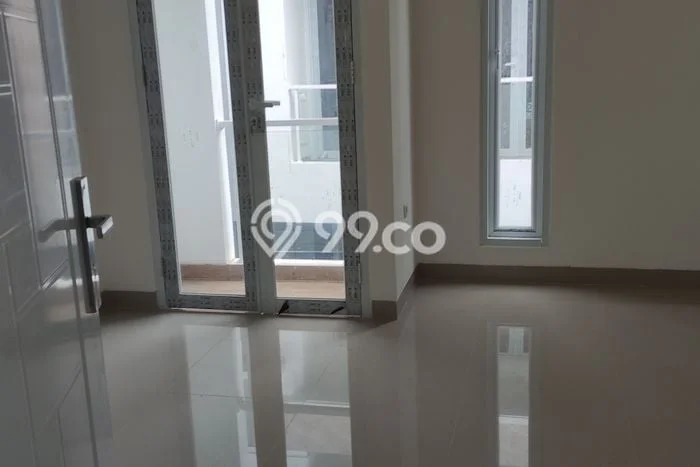 Rumah Luas Asri 3 KT Siap Pakai di Salemba Jakarta Pusat Rumah Luas Asri 3 KT Siap Pakai di Salemba Jakarta Pusat