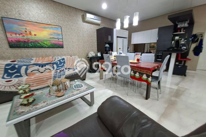 Rumah Mewah LB 300m2 Siap Pakai Desain Elegan di Ancol, Jakarta Utara Rumah Mewah LB 300m2 Siap Pakai Desain Elegan di Ancol, Jakarta Utara