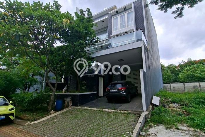 Rumah Mewah LB 300m2 Siap Pakai Desain Elegan di Ancol, Jakarta Utara Rumah Mewah LB 300m2 Siap Pakai Desain Elegan di Ancol, Jakarta Utara