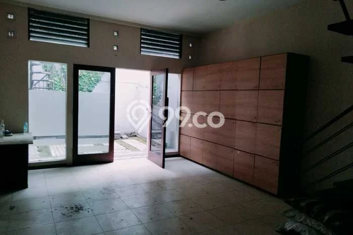 Rumah Sewa Bandung LT 175m2 LB 275m2 Area Burangrang Rumah Sewa Bandung LT 175m2 LB 275m2 Area Burangrang