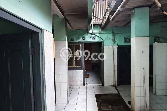 Disewakan Komersial di Kawasan Ramai Bandung Kota Luas 100m2 Disewakan Komersial di Kawasan Ramai Bandung Kota Luas 100m2