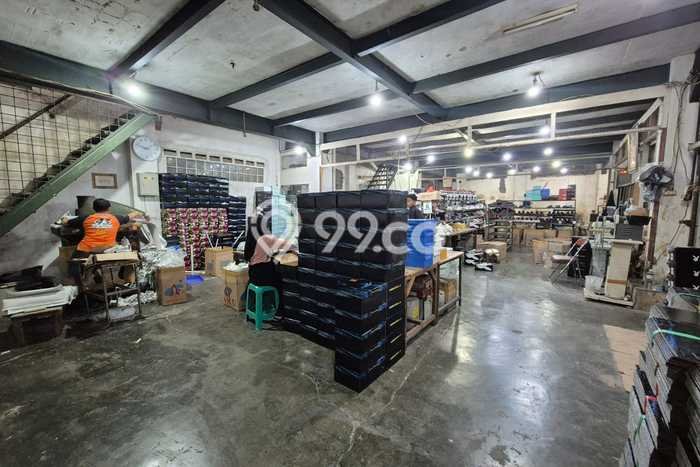 LOKASI PREMIUM! Gudang Kawasan Caringin, Luas 826m², Area Bisnis LOKASI PREMIUM! Gudang Kawasan Caringin, Luas 826m², Area Bisnis