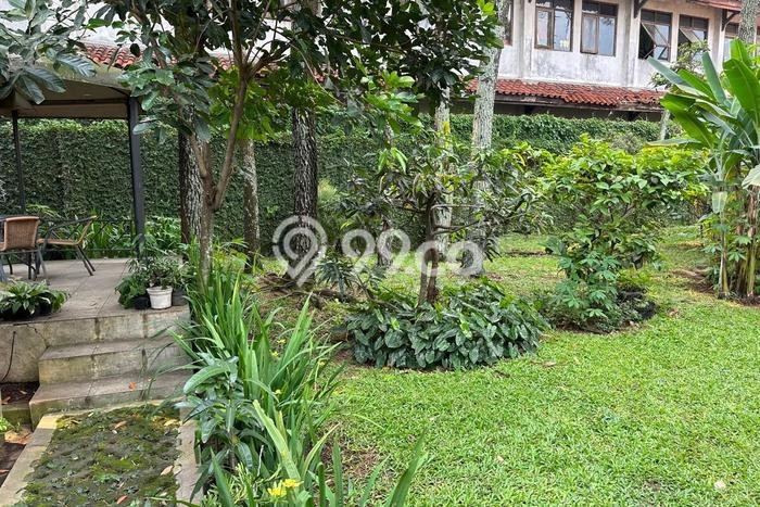 Rumah Luxury Modern Siap Huni di sudirman Bandung Rumah Luxury Modern Siap Huni di sudirman Bandung