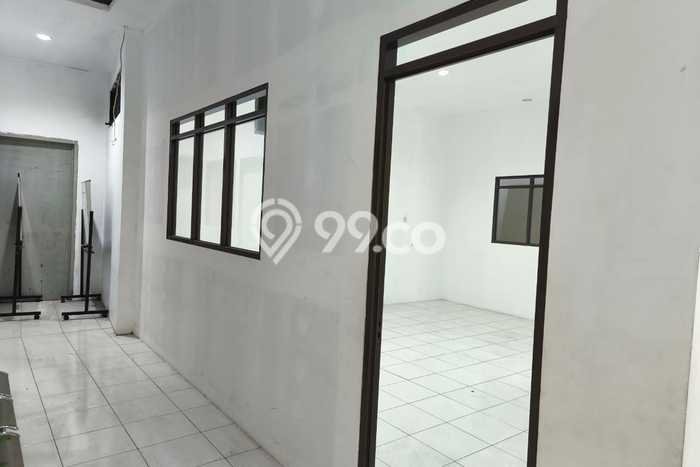 Unit Gudang Dijual di Babakan Ciparay Bandung 1300m2 Unit Gudang Dijual di Babakan Ciparay Bandung 1300m2