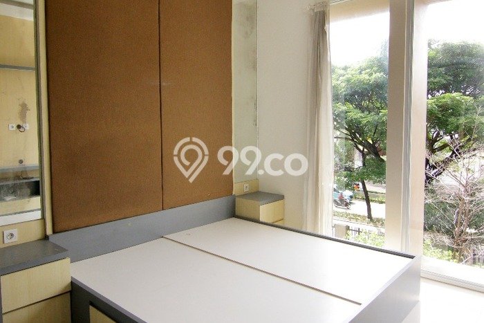 Rumah Elit Modern Tanpa Renovasi di Kalideres Jakarta Barat Rumah Elit Modern Tanpa Renovasi di Kalideres Jakarta Barat