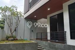 For Sale! Premium House LT 240m2 Desain Elegan di Sentul City For Sale! Premium House LT 240m2 Desain Elegan di Sentul City