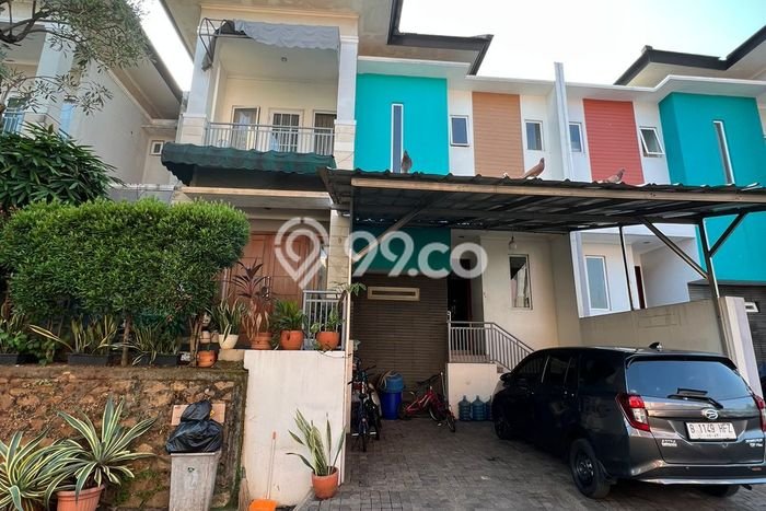 Disewakan! Rumah 4 Kamar Tidur &
3 Kamar Mandi di Ciganjur, Jakarta Selatan Disewakan! Rumah 4 Kamar Tidur &
3 Kamar Mandi di Ciganjur, Jakarta Selatan