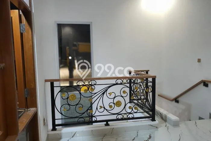 Dijual Rumah Premium dengan Fasilitas Sekitar Lengkap di Tebet, Jakarta Selatan Dijual Rumah Premium dengan Fasilitas Sekitar Lengkap di Tebet, Jakarta Selatan