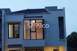 Jual Rumah Luas Elegan Dengan View Cantik di Condet, Jakarta Timur Jual Rumah Luas Elegan Dengan View Cantik di Condet, Jakarta Timur
