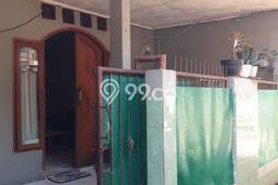 Hunian Strategis 3 KT LB 108m2 Kondisi Bagus di Lenteng Agung Hunian Strategis 3 KT LB 108m2 Kondisi Bagus di Lenteng Agung