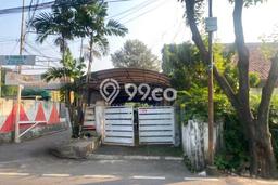 For Sale! Luxury House LT 353m2 Desain Modern di Pondok Labu For Sale! Luxury House LT 353m2 Desain Modern di Pondok Labu