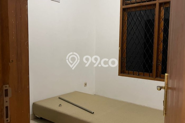 HOT LISTING! Rumah Untuk Investasi di Batununggal, LT 126m2m² LB 75m2m² HOT LISTING! Rumah Untuk Investasi di Batununggal, LT 126m2m² LB 75m2m²