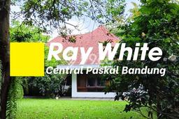Rumah Premium LT 1200m2m² / LB 350m2m² di Kompleks Cluster Sukajadi, Bandung Rumah Premium LT 1200m2m² / LB 350m2m² di Kompleks Cluster Sukajadi, Bandung