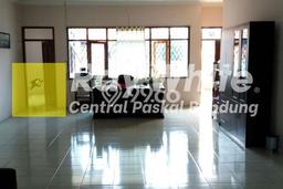 BEST INVESTMENT! Rumah area , LT 250m2m² LB 400m2m² BEST INVESTMENT! Rumah area , LT 250m2m² LB 400m2m²