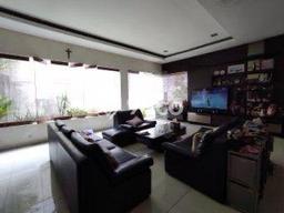 LISTING BARU! Rumah Premium di , Luas 625m2m² Bangunan 450m2m² LISTING BARU! Rumah Premium di , Luas 625m2m² Bangunan 450m2m²