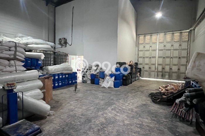Gudang Dijual di Kutawaringin Bandung dengan LB 300m2 Gudang Dijual di Kutawaringin Bandung dengan LB 300m2