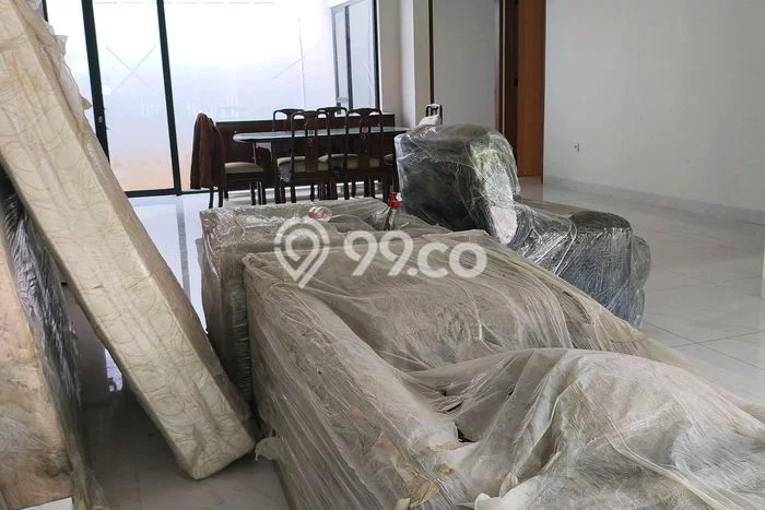 Disewakan! Rumah 3 Kamar Tidur &
2 Kamar Mandi di Tomang, Jakarta Barat Disewakan! Rumah 3 Kamar Tidur &
2 Kamar Mandi di Tomang, Jakarta Barat