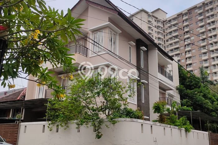 Dijual Rumah Elit Exclusive di Kebon Jeruk, Jakarta Barat Dijual Rumah Elit Exclusive di Kebon Jeruk, Jakarta Barat