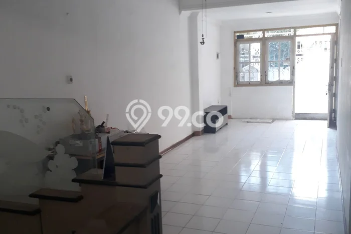 Disewakan! Rumah 2 Kamar Tidur &
1 Kamar Mandi di Puri Anjasmoro, Semarang Disewakan! Rumah 2 Kamar Tidur &
1 Kamar Mandi di Puri Anjasmoro, Semarang