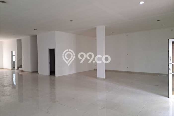 Kantor di Semarang Selatan, Luas 542m², Pusat Bisnis, Siap Usaha Kantor di Semarang Selatan, Luas 542m², Pusat Bisnis, Siap Usaha