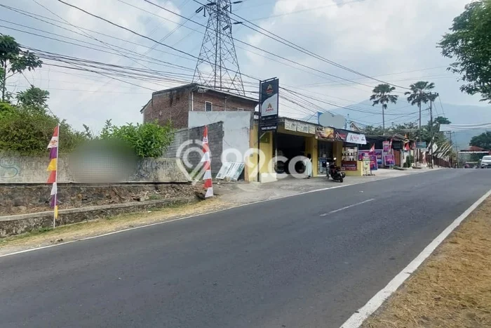 Disewakan Tanah di Semarang, Luas 1450m2 Area Berkembang Disewakan Tanah di Semarang, Luas 1450m2 Area Berkembang