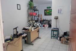 Jual Rumah Strategis Bagus Punya 3 KT di Arcamanik Bandung - Jual Rumah Strategis Bagus Punya 3 KT di Arcamanik Bandung -