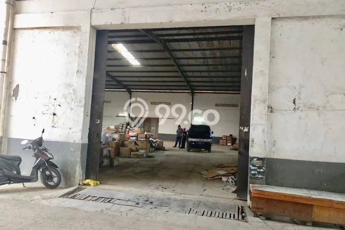 Disewakan Gudang di Kawasan Ramai Leuwi Gajah Luas 750m2 Disewakan Gudang di Kawasan Ramai Leuwi Gajah Luas 750m2
