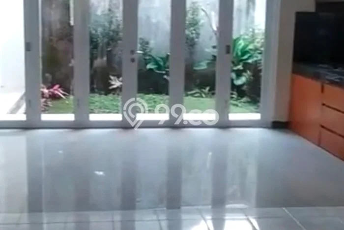 Jarang Ada! Rumah Sewa 4 Kamar Bagus Siap Huni Kota Baru Parahyangan Jarang Ada! Rumah Sewa 4 Kamar Bagus Siap Huni Kota Baru Parahyangan