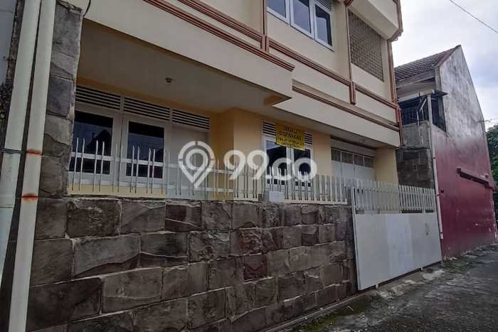 Rumah Bagus Siap Huni Di Banjarsari Luas 264m2 Lokasi Strategis Rumah Bagus Siap Huni Di Banjarsari Luas 264m2 Lokasi Strategis