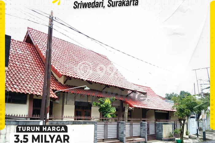 Rumah Mewah Siap Huni LT 227m2 di Laweyan, Solo Rumah Mewah Siap Huni LT 227m2 di Laweyan, Solo