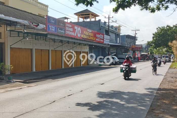 Disewakan Gudang Strategis Kawasan Colomadu, Luas 400m², Jalan Utama Disewakan Gudang Strategis Kawasan Colomadu, Luas 400m², Jalan Utama