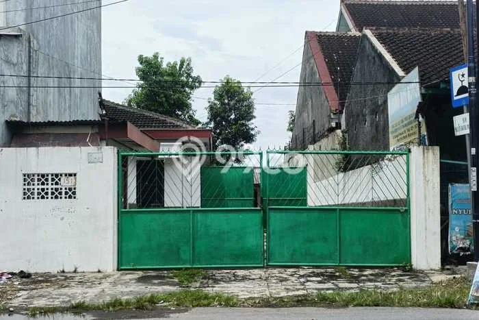Dijual Gudang di Jebres, Surakarta Harga Penawaran Spesial Dijual Gudang di Jebres, Surakarta Harga Penawaran Spesial