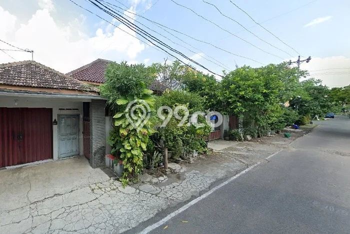 Hot Offer Hunian Premium Ideal dan Luas di Laweyan, Surakarta Hot Offer Hunian Premium Ideal dan Luas di Laweyan, Surakarta