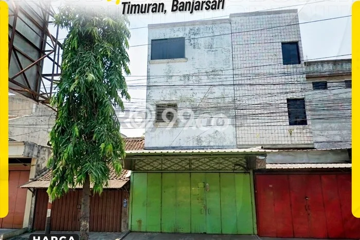 Ruko Komersial Disewakan di Banjarsari Surakarta Luas 133m2 Ruko Komersial Disewakan di Banjarsari Surakarta Luas 133m2