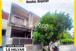 Hunian Cantik Minimalis Lb 220m2 di Banjarsari, Solo Hunian Cantik Minimalis Lb 220m2 di Banjarsari, Solo
