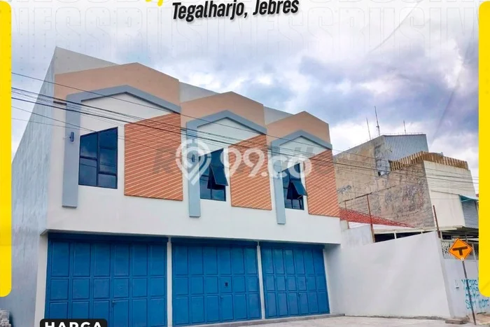 Ruko Disewa di Jebres, Surakarta, LT 64m2 / LB 125m2 Ruko Disewa di Jebres, Surakarta, LT 64m2 / LB 125m2