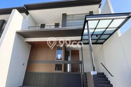 Jual Rumah Luas Elegan Dengan View Eksklusif di Geger Kalong, Bandung Jual Rumah Luas Elegan Dengan View Eksklusif di Geger Kalong, Bandung