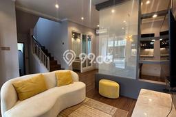 Jual Rumah Luas Elegan Dengan View Cantik di Gading Serpong, Tangerang Jual Rumah Luas Elegan Dengan View Cantik di Gading Serpong, Tangerang