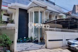 Siap Huni Hunian Elit 5 Kamar di Kelapa Gading Dekat ke Mana Pun Siap Huni Hunian Elit 5 Kamar di Kelapa Gading Dekat ke Mana Pun